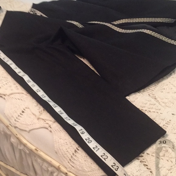 ♥️ Jacket and Sleeveless Top ♥️ - Picture 7 of 8